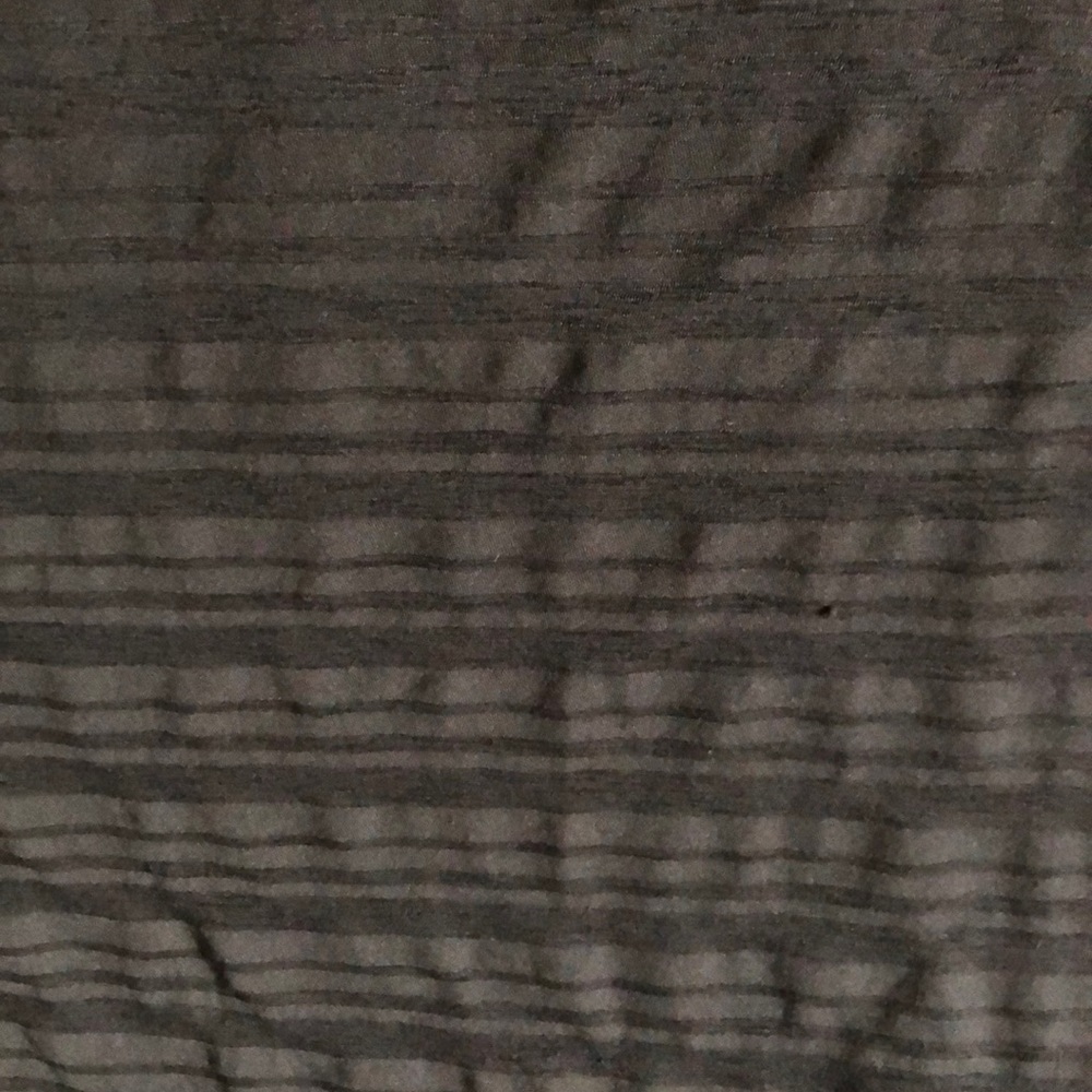 Nike Top - Picture 2 of 2